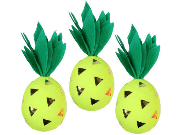 Surprise balls Ananas